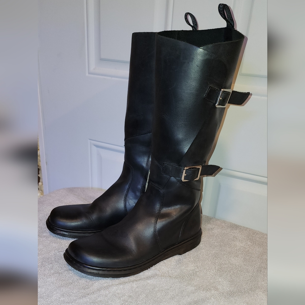 Dr Martens Cate Boots EUC SIZE 9 WOMENS